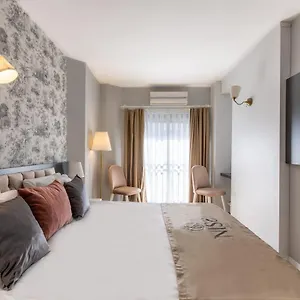3* Отель Niss Lara