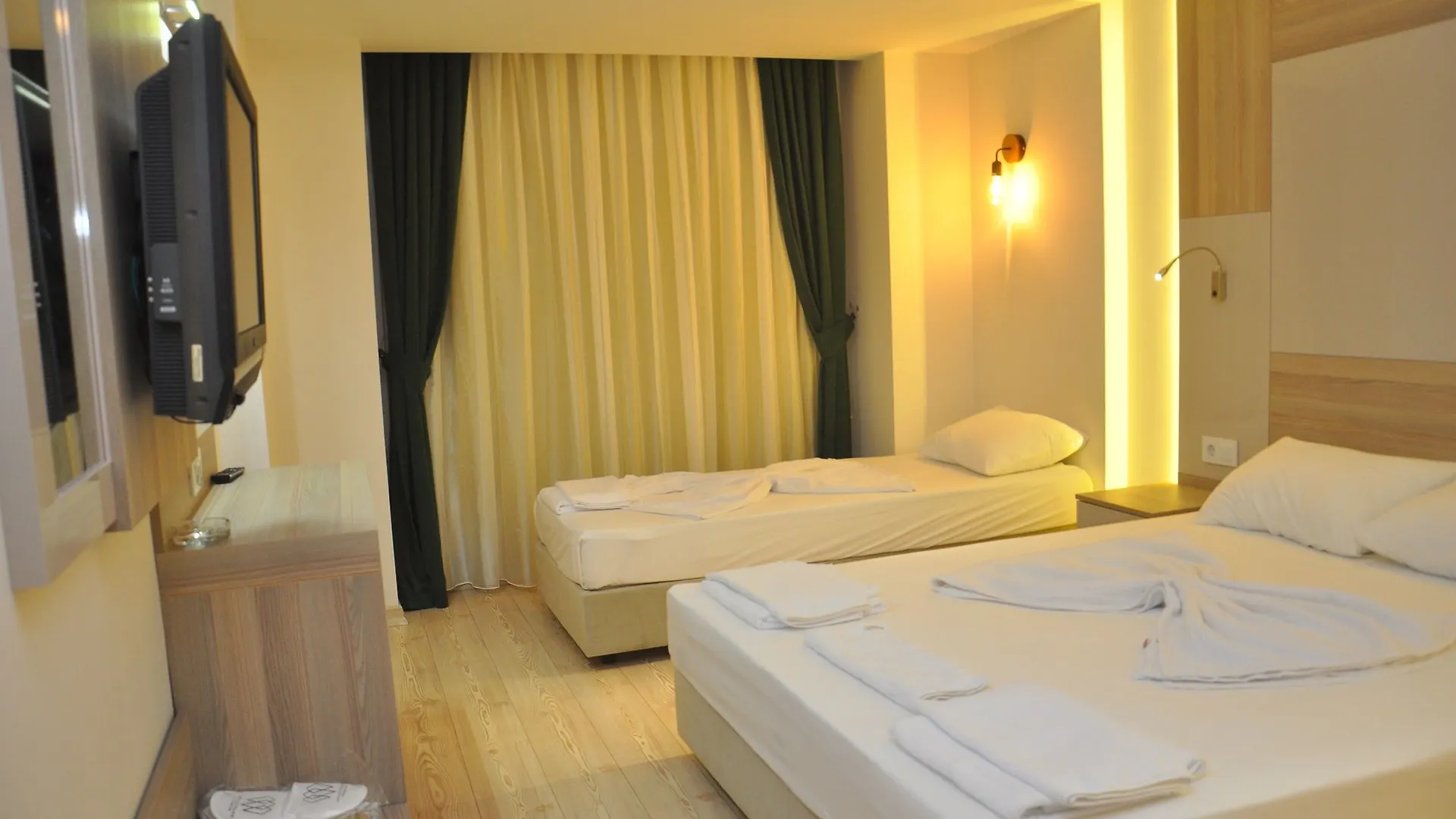***  On Hotel Antalia Turchia